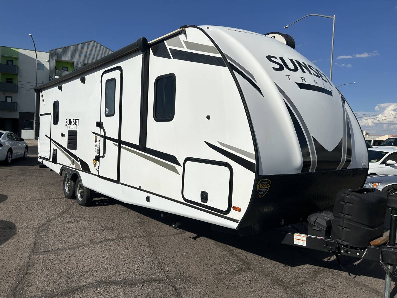 A photo of this 2022 Crossroads SUNSET TRAIL SUPER LITE SS253RB