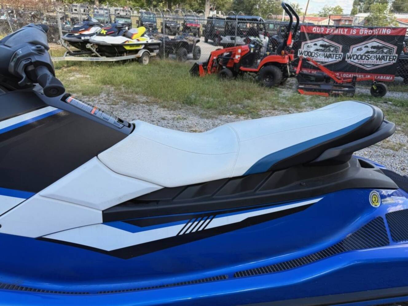 A photo of this 2017 Yamaha EX Deluxe