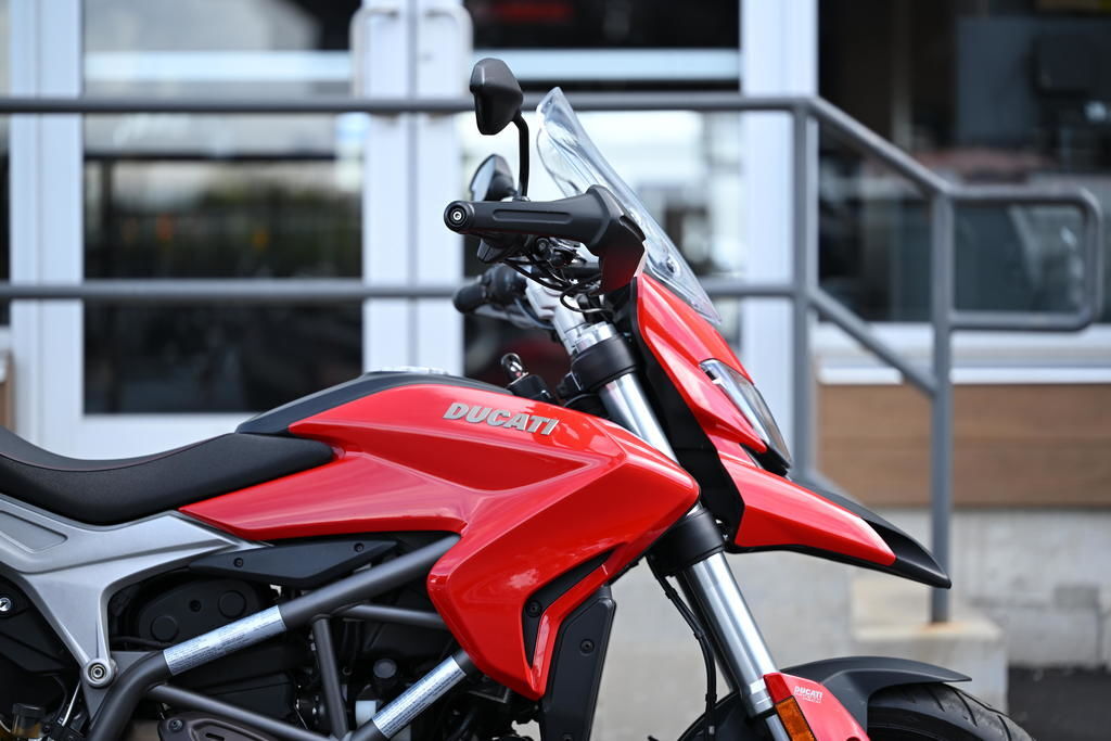 2013 Ducati Hyperstrada in elmhurst IL