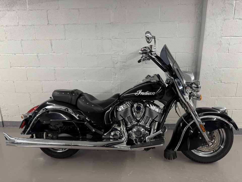 2015 Indian Chief Classic CLASSIC in White Plains, NY