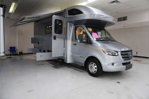 2026 Winnebago VIEW 24D in auburn IN