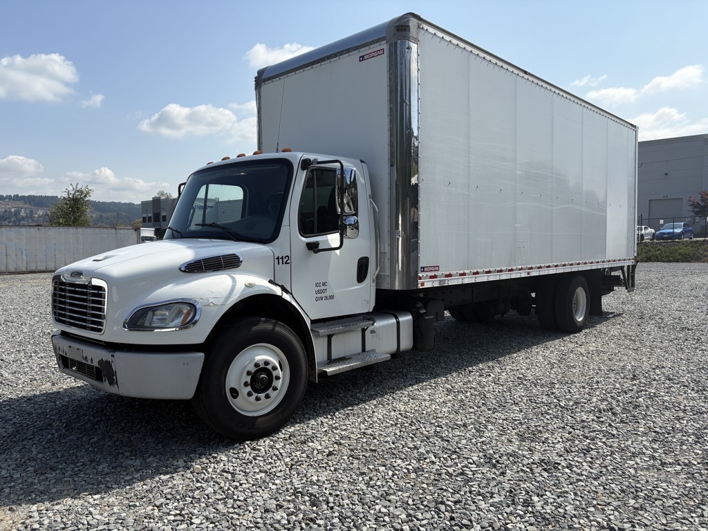 2017 FREIGHTLINER BUSINESS CLASS M2 106 in Sumner, WA