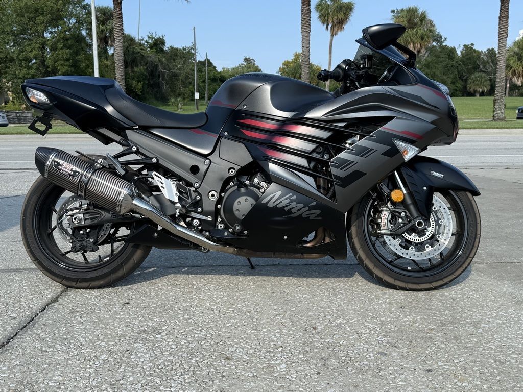 2023年フサアカシア受付3月24日で終了 The New 2023 Kawasaki Ninja ZX-14R ABS Is a Beast! - YouTube