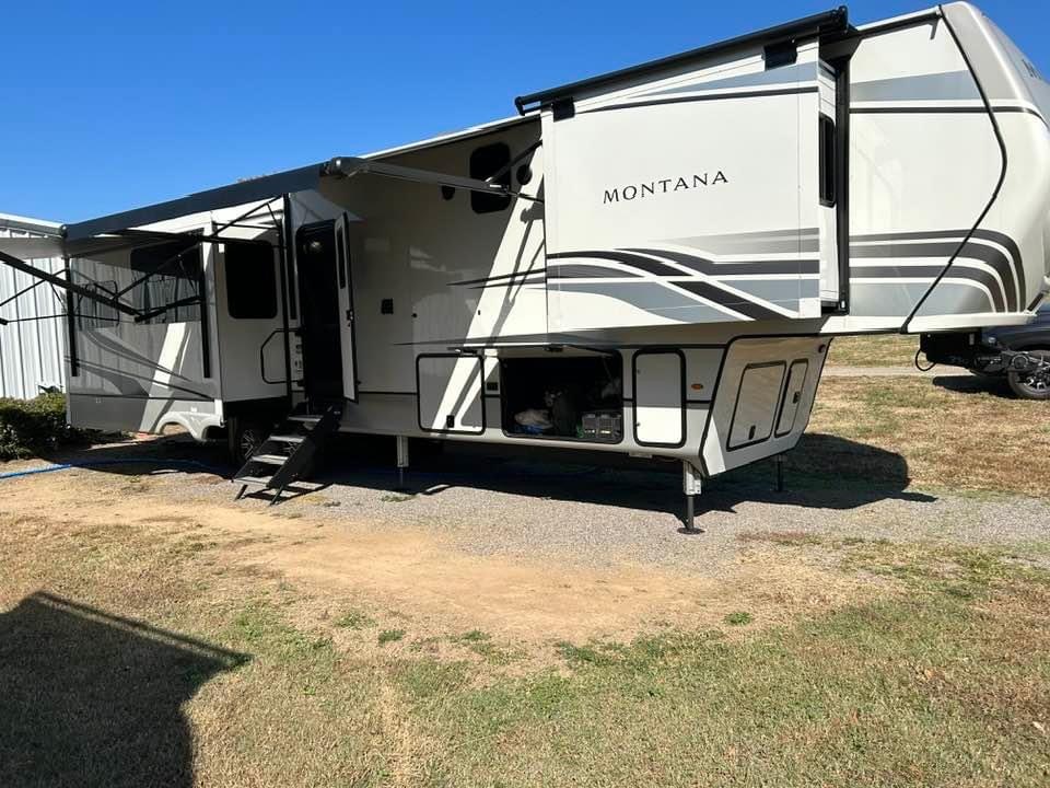 2023 Keystone MONTANA 3781RL RV