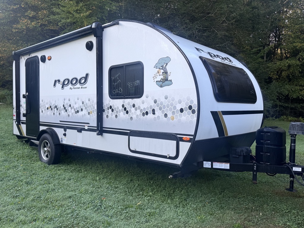 2022 Forest River R-POD 196 in williamsburg MA