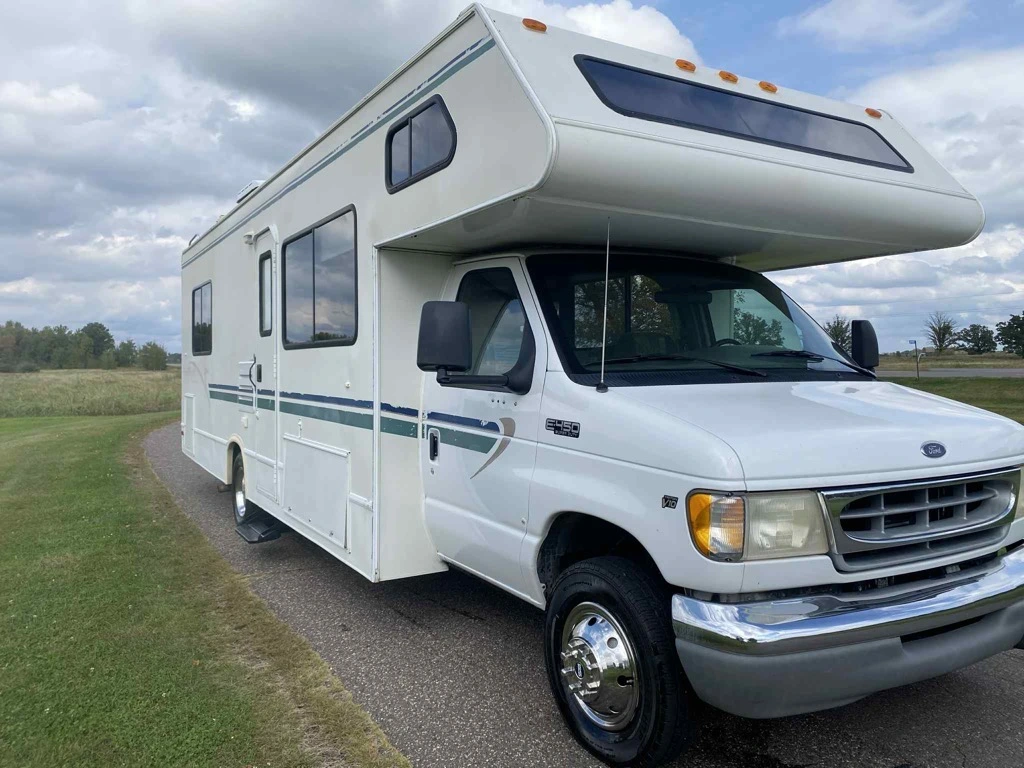 2001 Four Winds 5000 28A RV