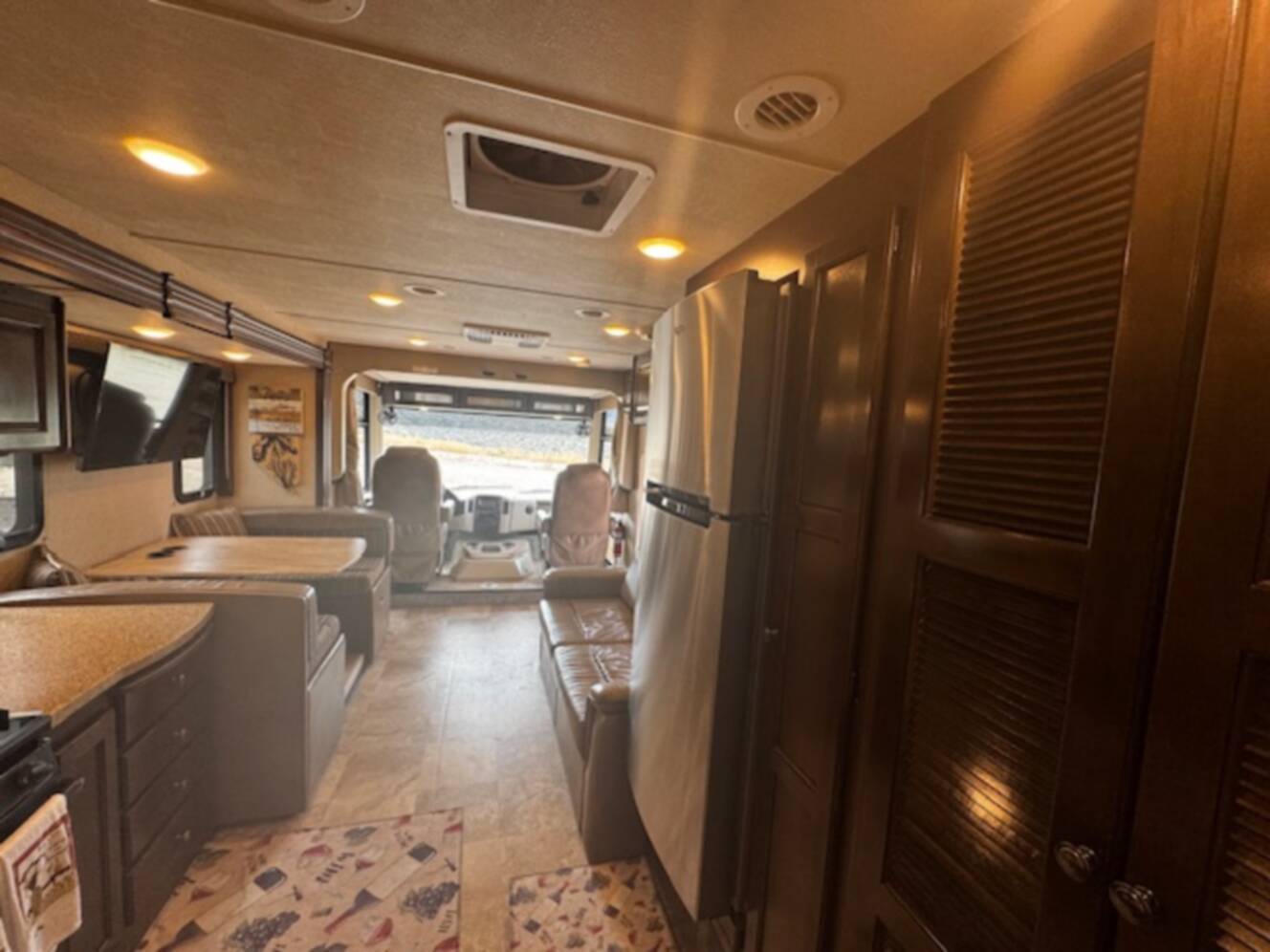 A photo of this 2018 Thor Motor Coach Windsport 34P