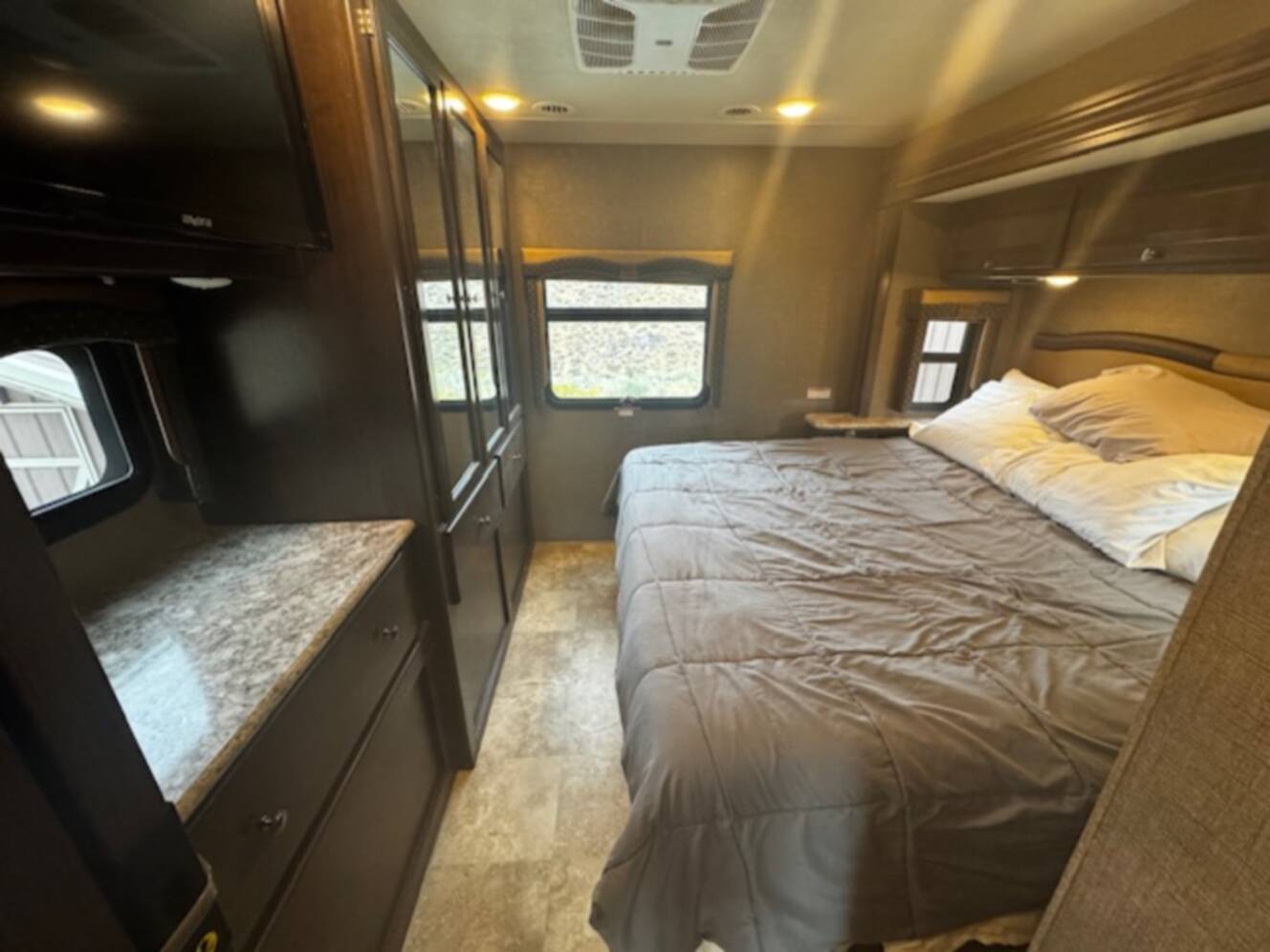 A photo of this 2018 Thor Motor Coach Windsport 34P