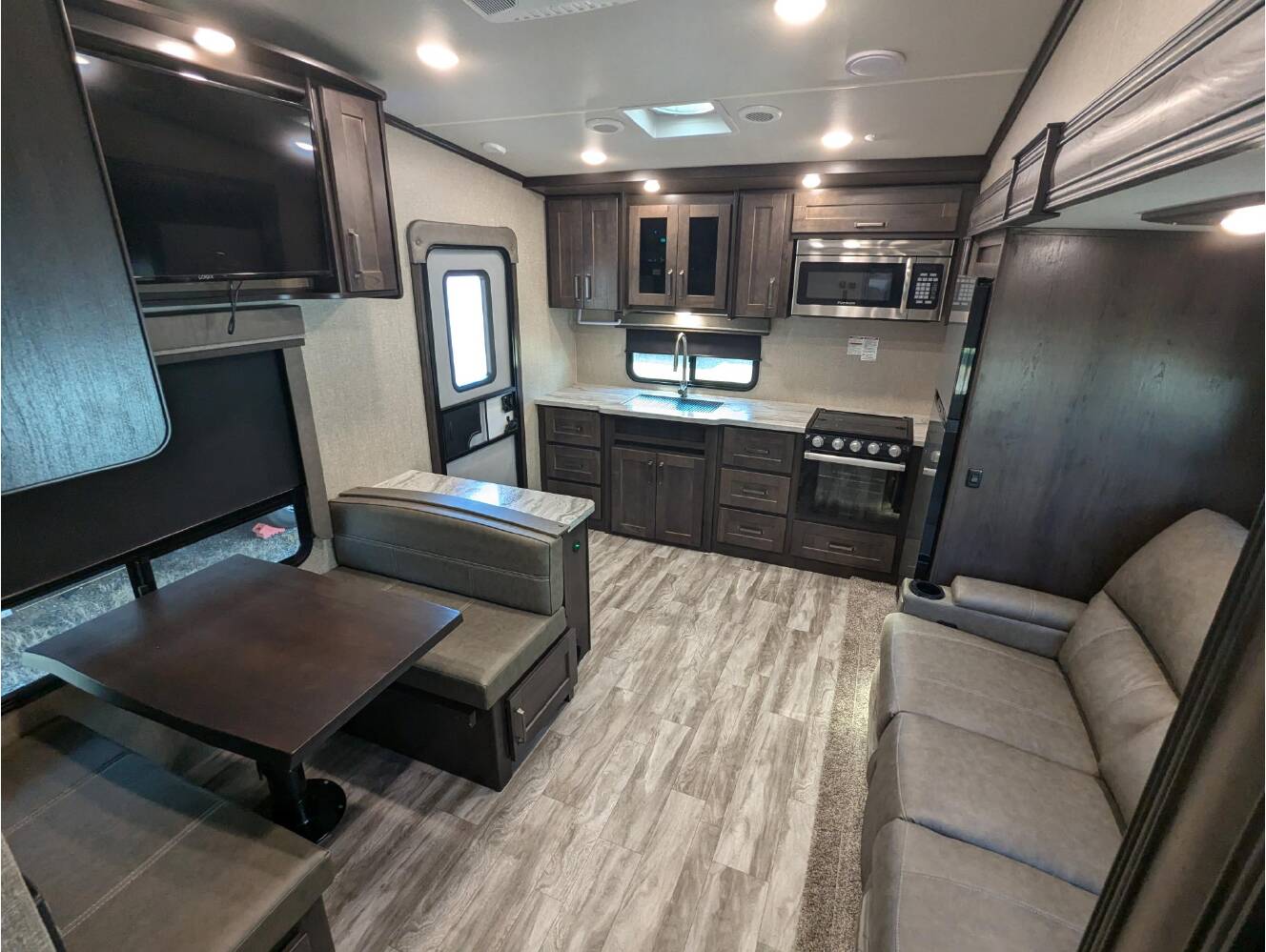 A photo of this 2022 Grand Design Reflection 150 Series 226RK