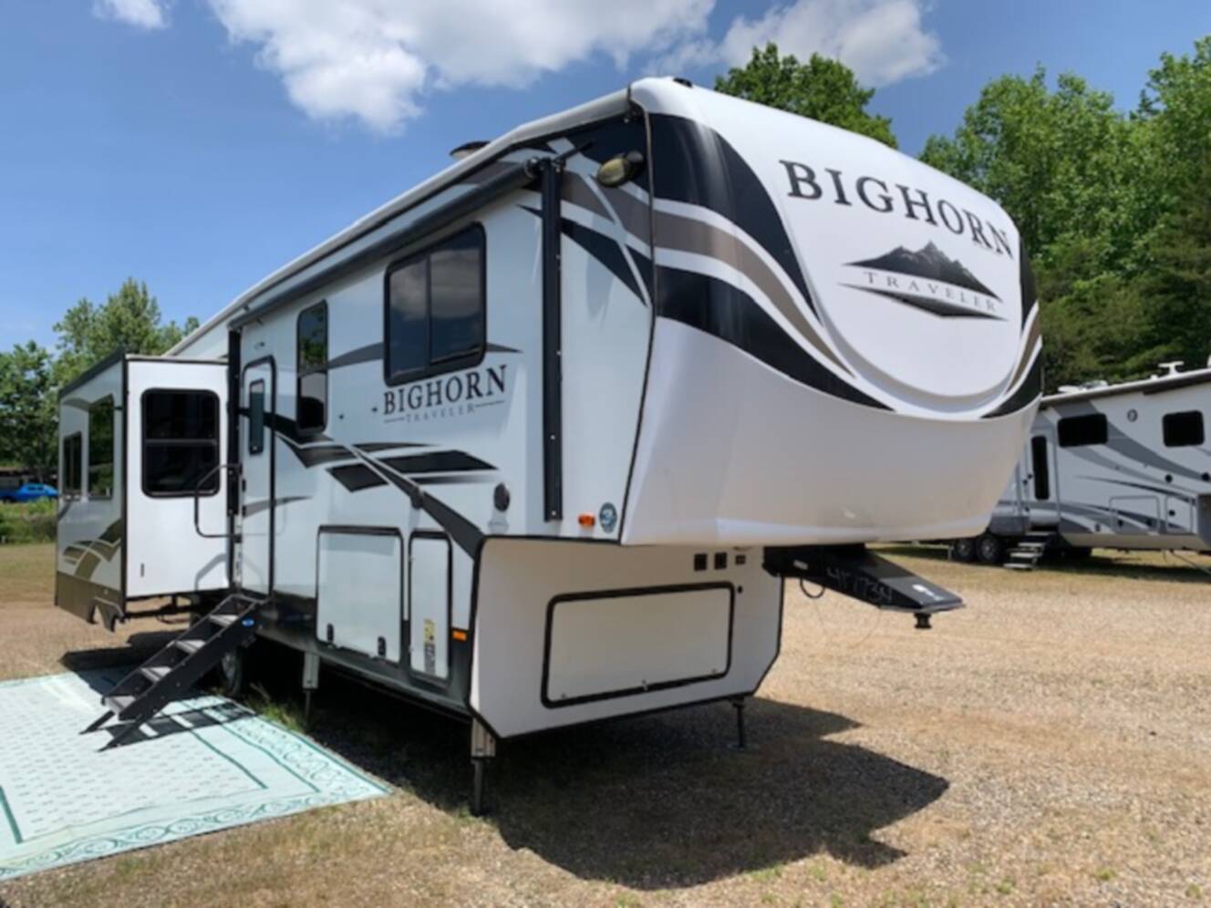 A photo of this 2020 Heartland Bighorn Traveler 32RS