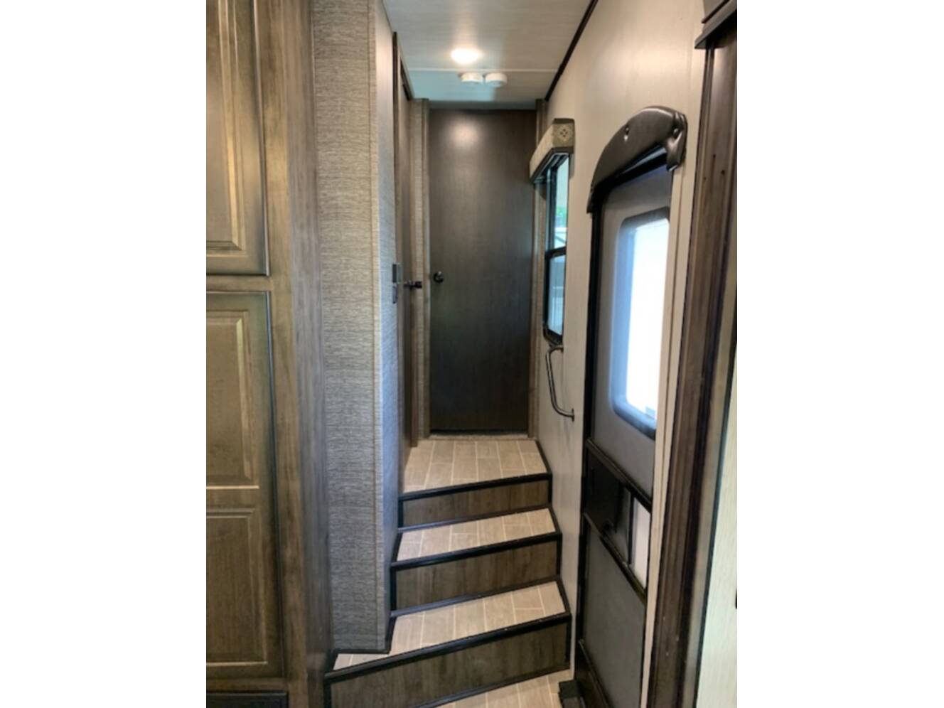 A photo of this 2020 Heartland Bighorn Traveler 32RS