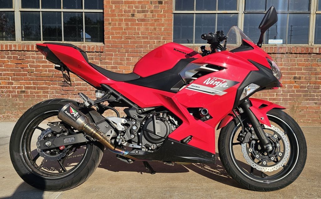 『TEN BUFFALO JKT RED M』 TEN BUFFALO JKT RED M』 KAWASAKI ZX-10RR kopen? | Arie Molenaar Motors