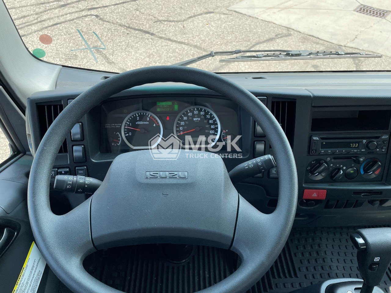 2024 Isuzu NPR photo 6