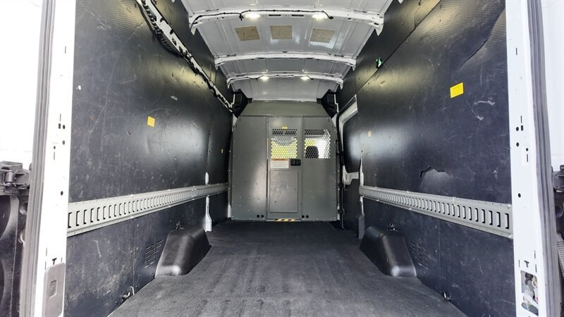 2018 Ford Transit photo 13