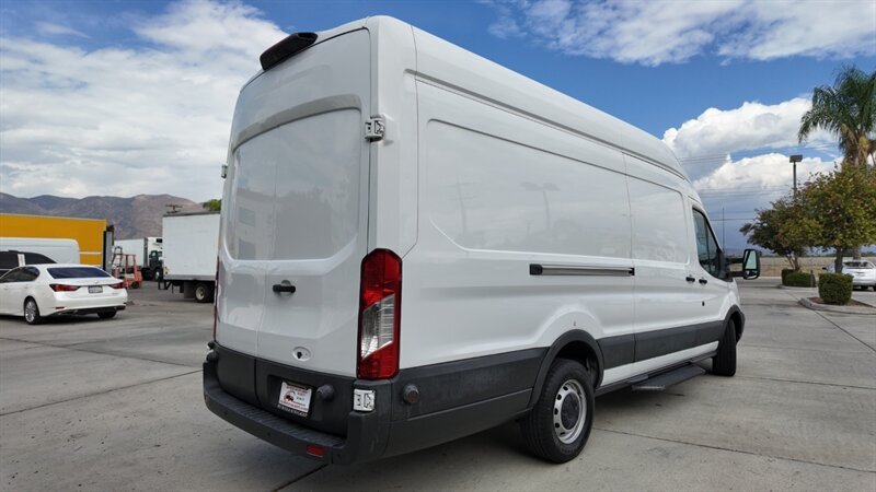 2018 Ford Transit photo 15