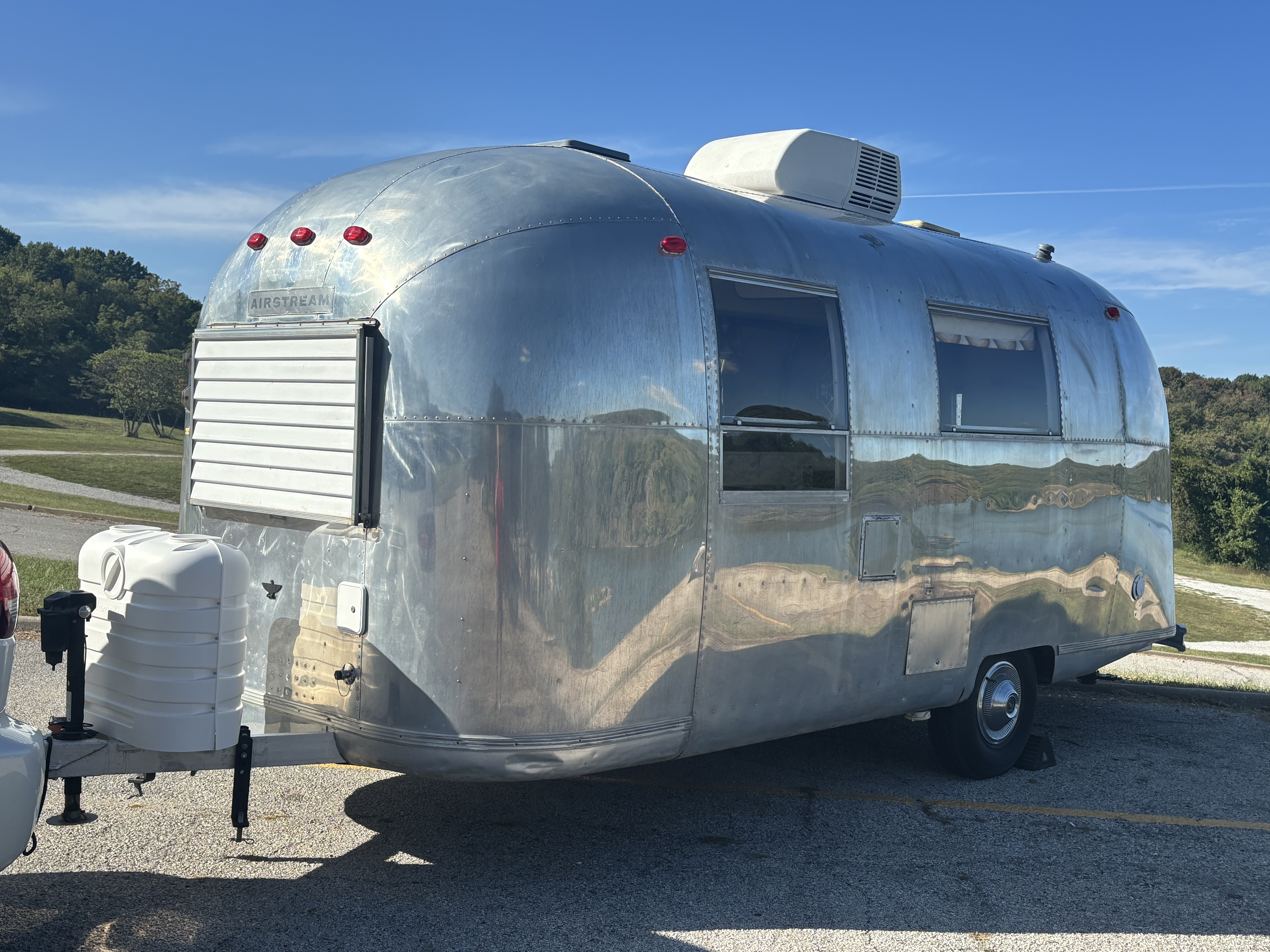 1966 Airstream GLOBETROTTER 19 in lake lotawana MO