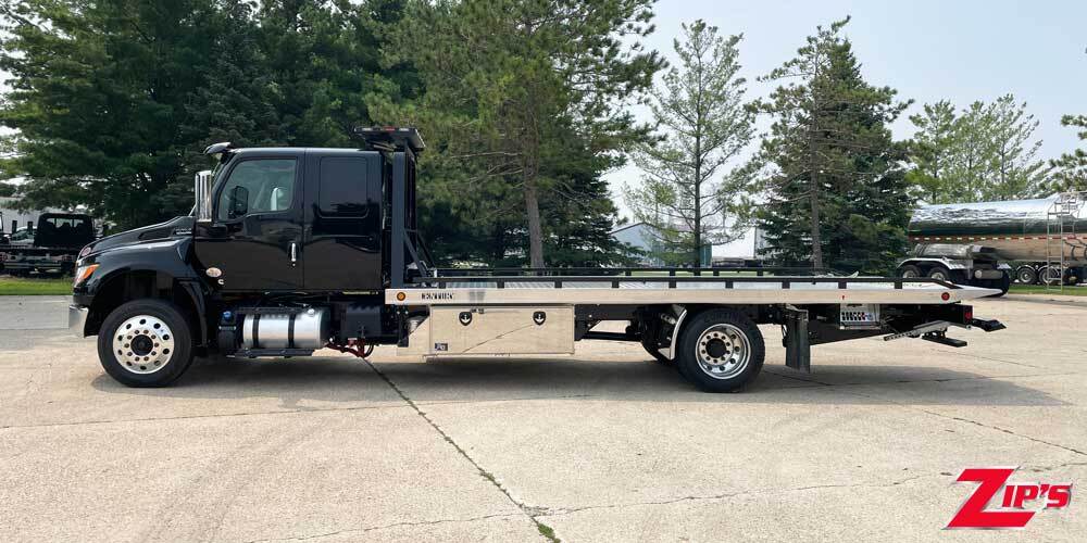 2025 INTERNATIONAL MV607 in New Hampton, IA