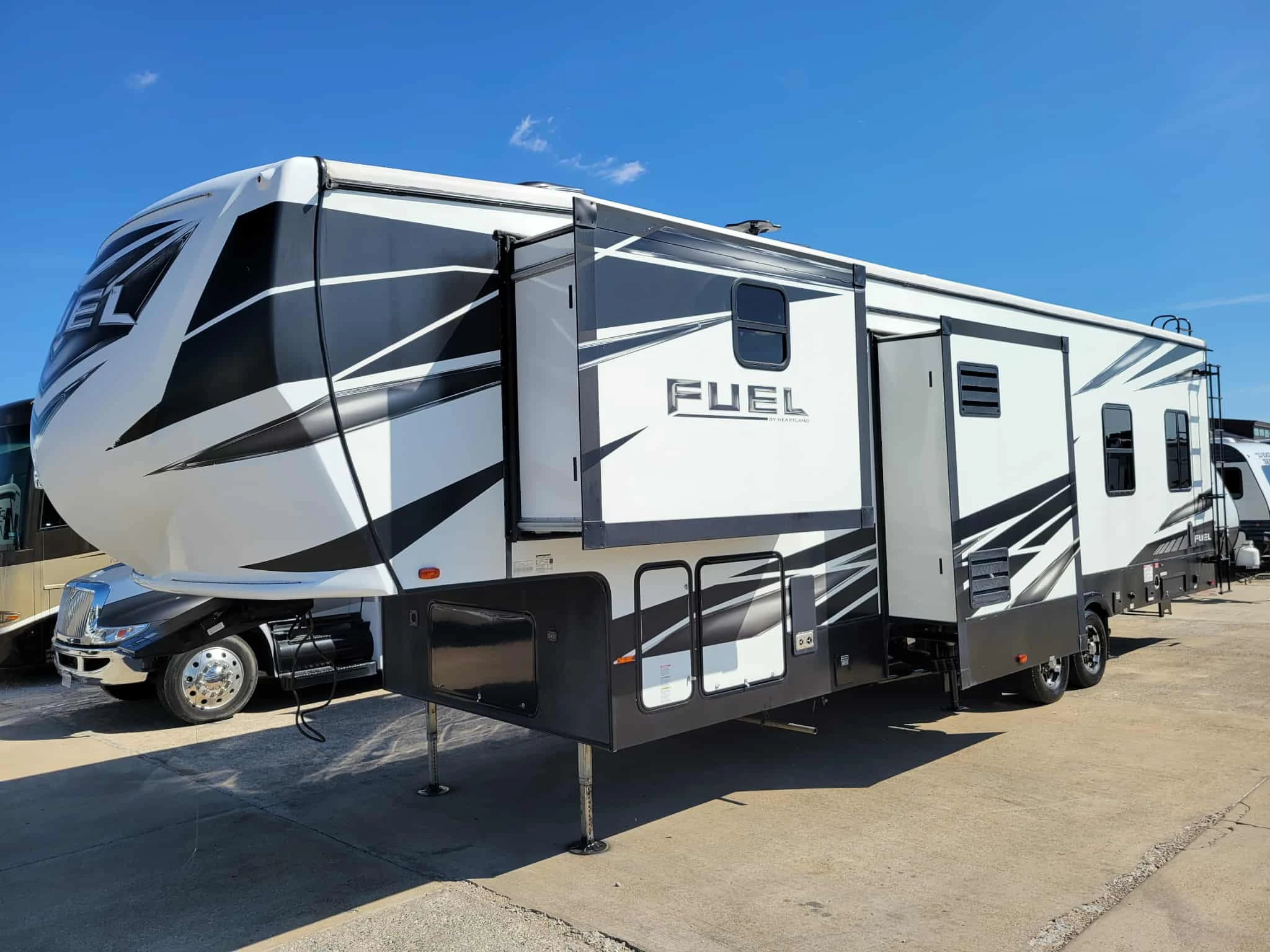 Heartland Fuel 352 RVs For Sale - RV Trader