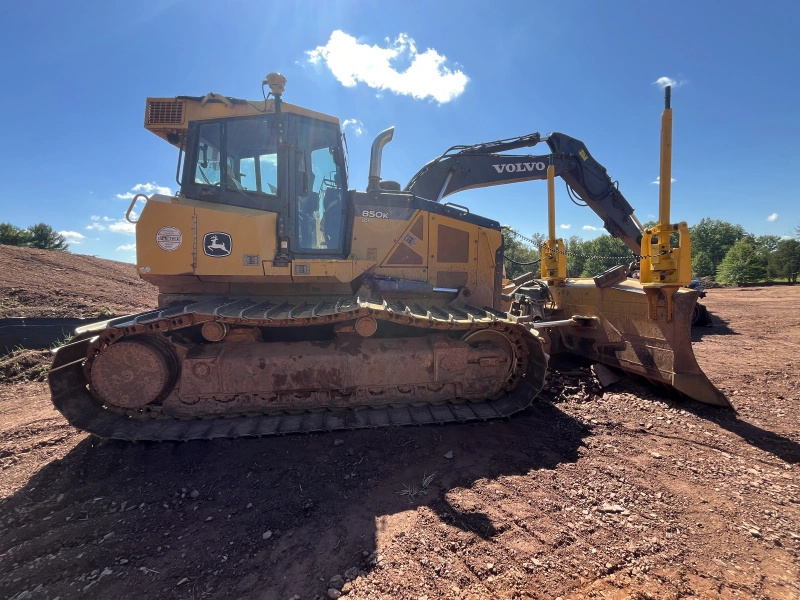 2015 JOHN DEERE 850K LGP