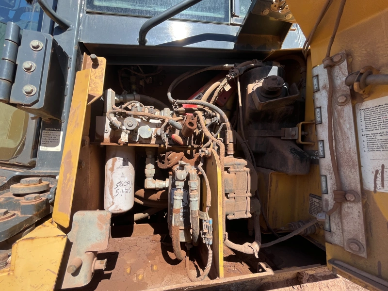 2015 JOHN DEERE 850K LGP