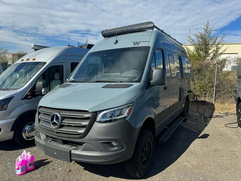 2023 Winnebago REVEL 44E RV