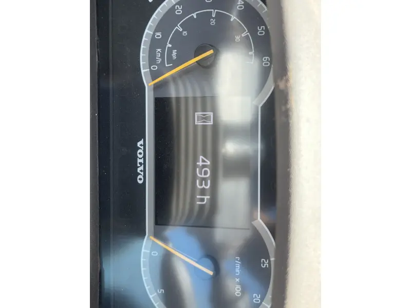 2023 VOLVO L60H