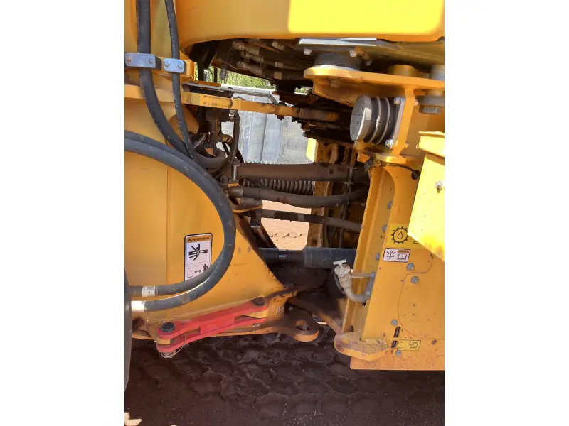 2023 VOLVO L60H