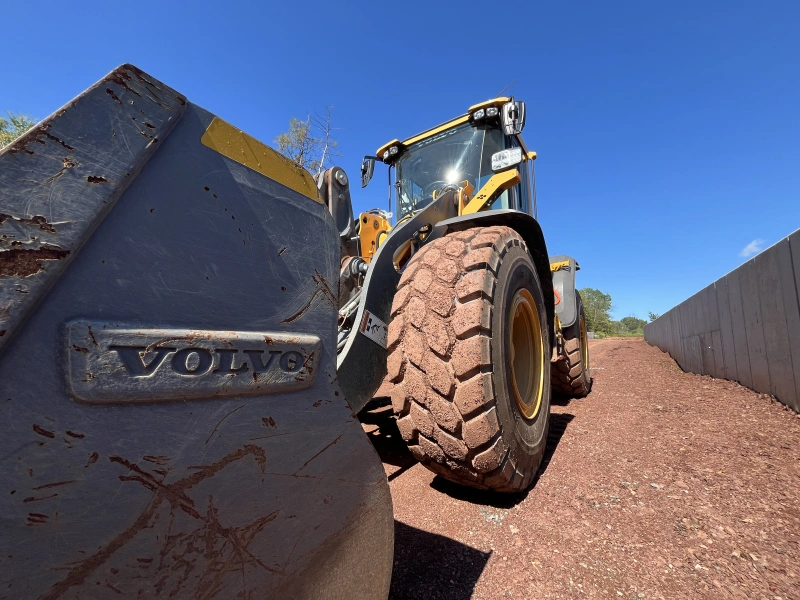 2023 VOLVO L60H
