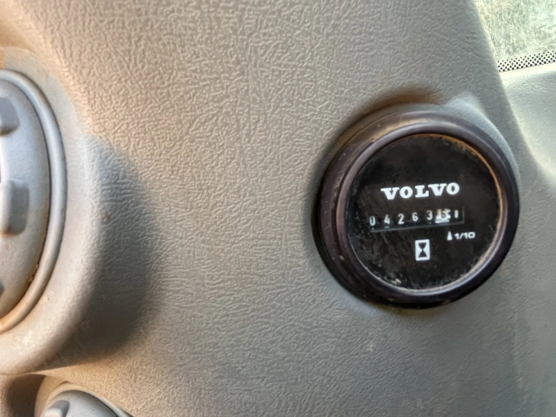 2018 VOLVO EC220EL