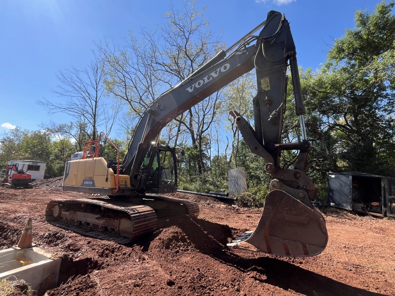 2018 VOLVO EC220EL