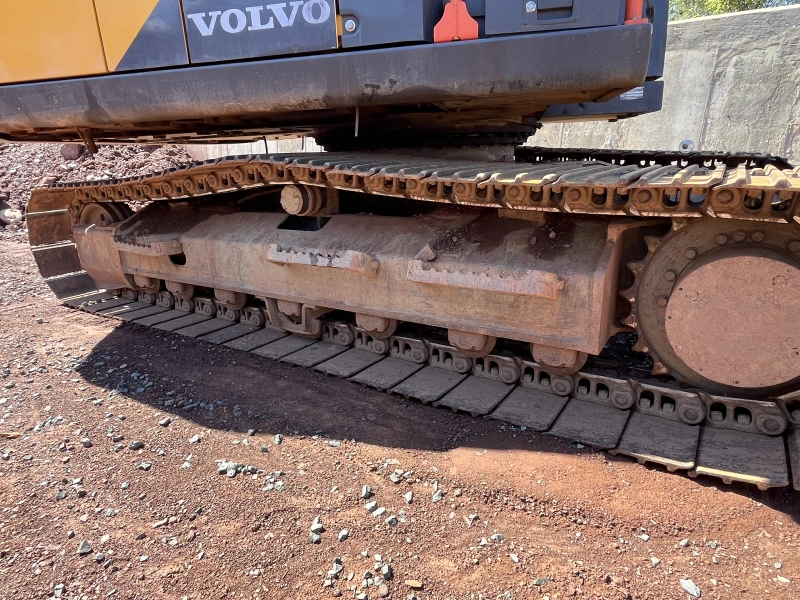 2015 VOLVO EC140EL