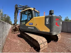 2015 VOLVO EC140EL