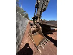 2015 VOLVO EC140EL
