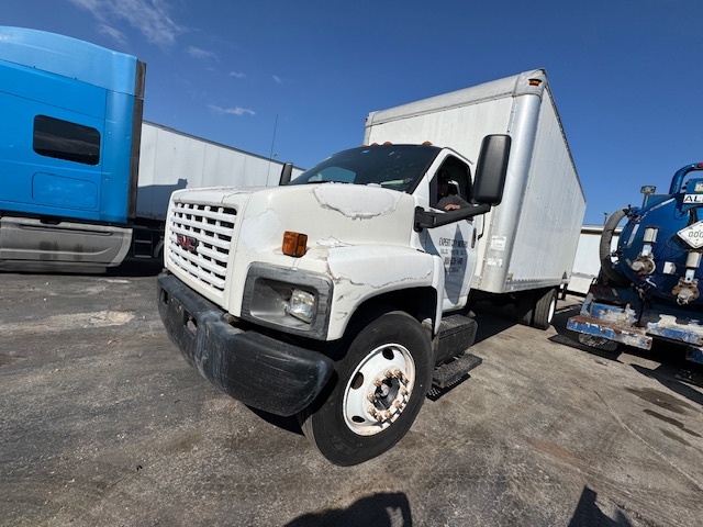 2006 GMC C7 in Miami, FL