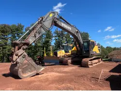 2022 VOLVO EC380EL