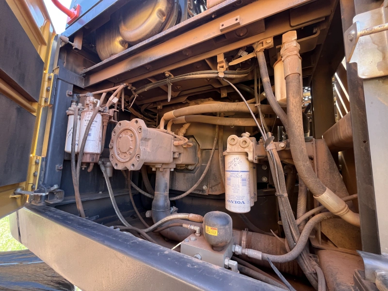 2022 VOLVO EC380EL