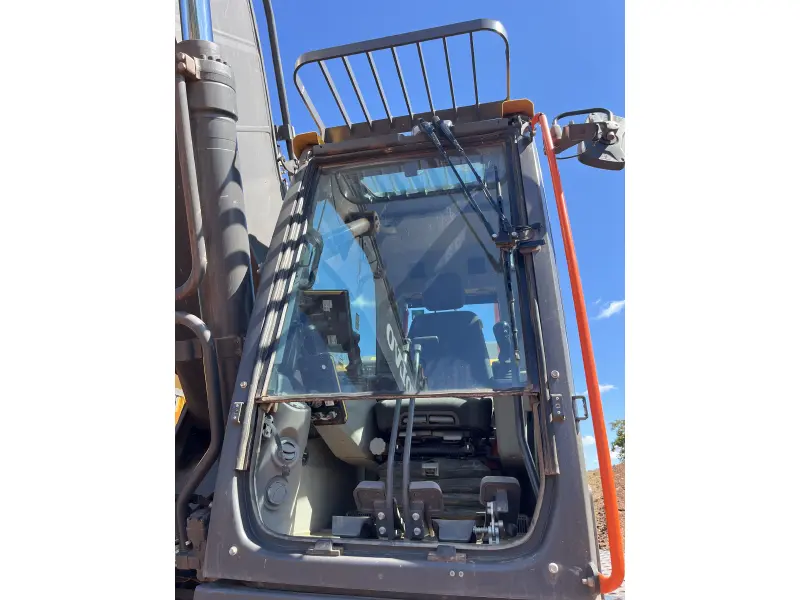 2022 VOLVO EC380EL