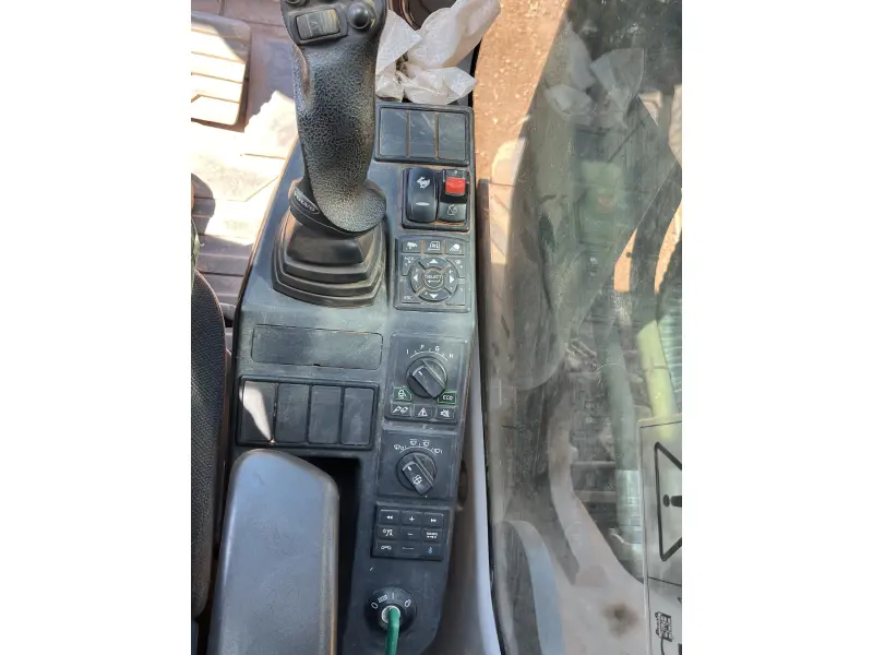 2022 VOLVO EC380EL