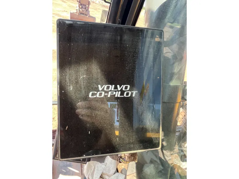 2022 VOLVO EC380EL