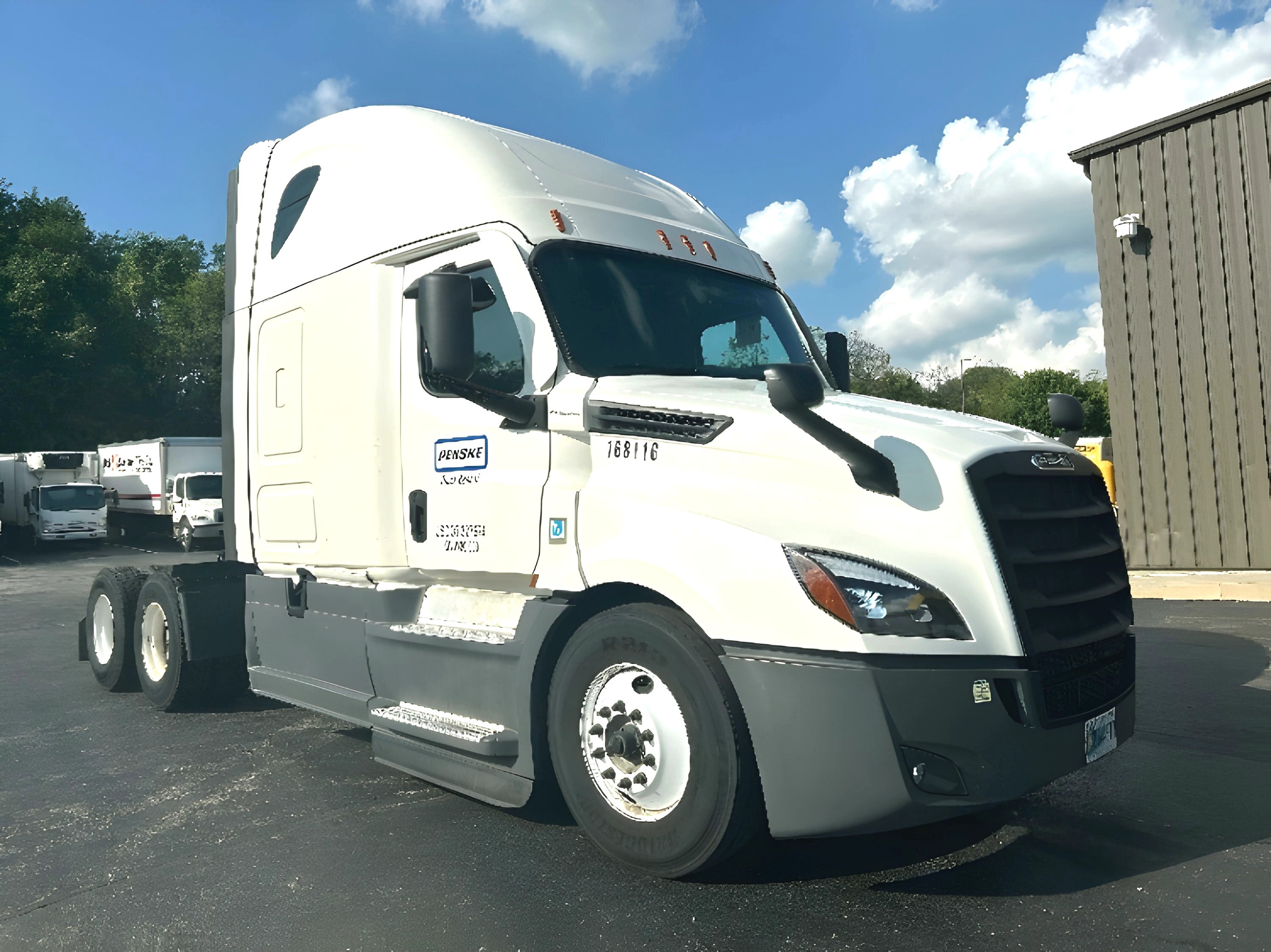 2023 FREIGHTLINER CASCADIA 126 in Mount Pleasant, PA