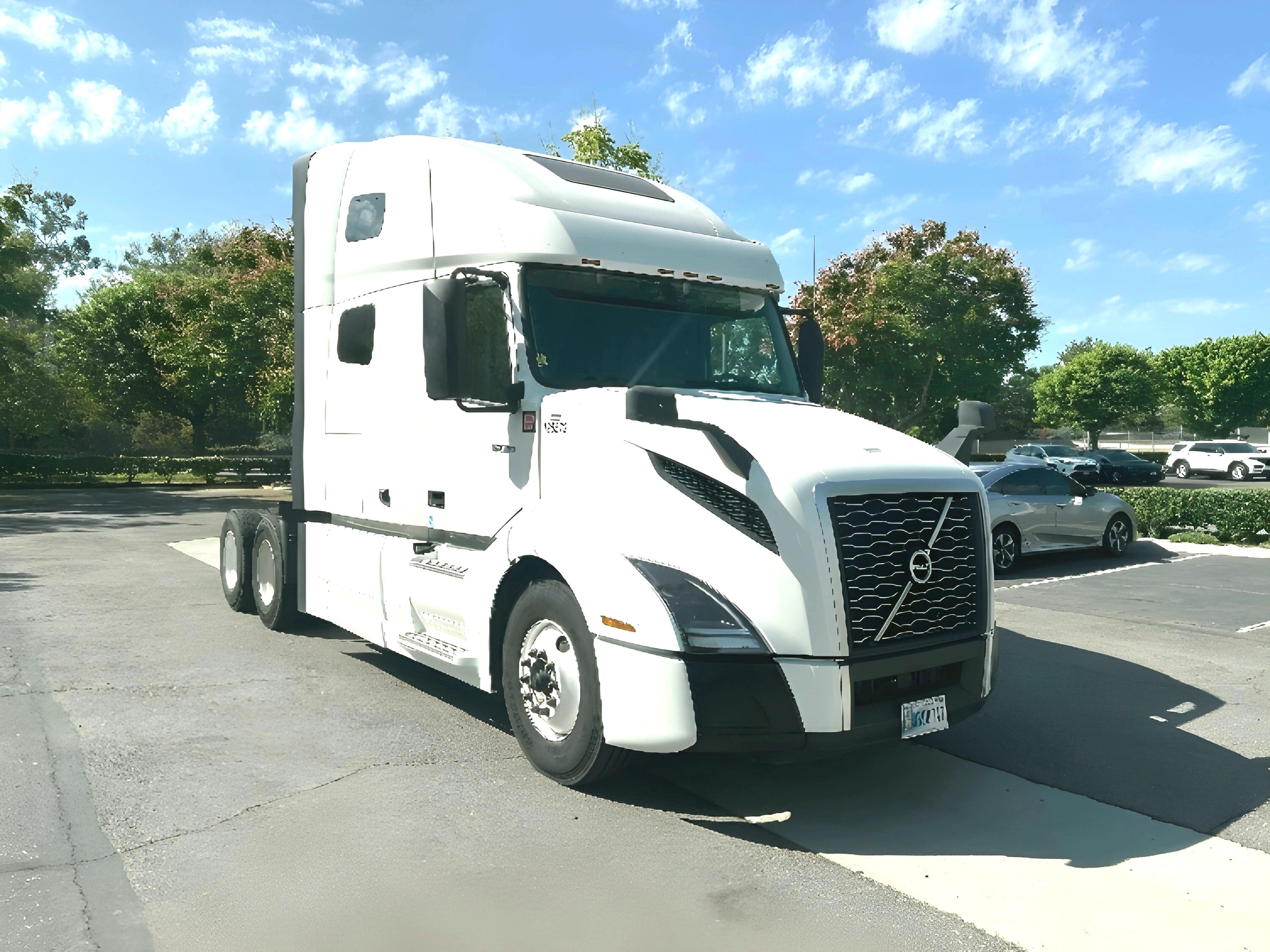 2024 VOLVO VNL64760 in Allentown, PA