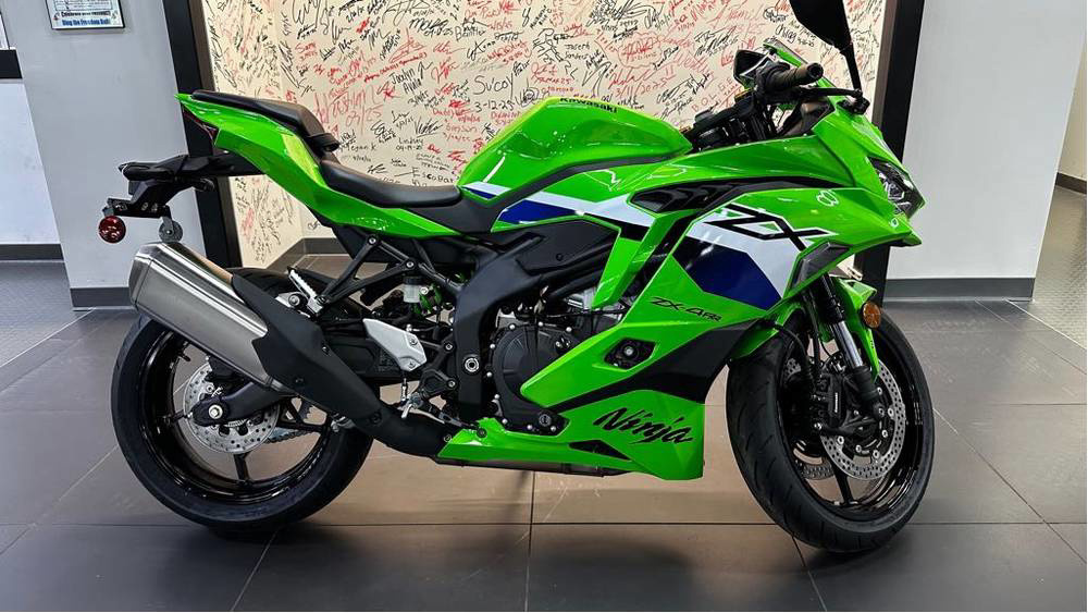 narcariページ TST Undertail Closeout Kawasaki Ninja ZX-4RR 2023-