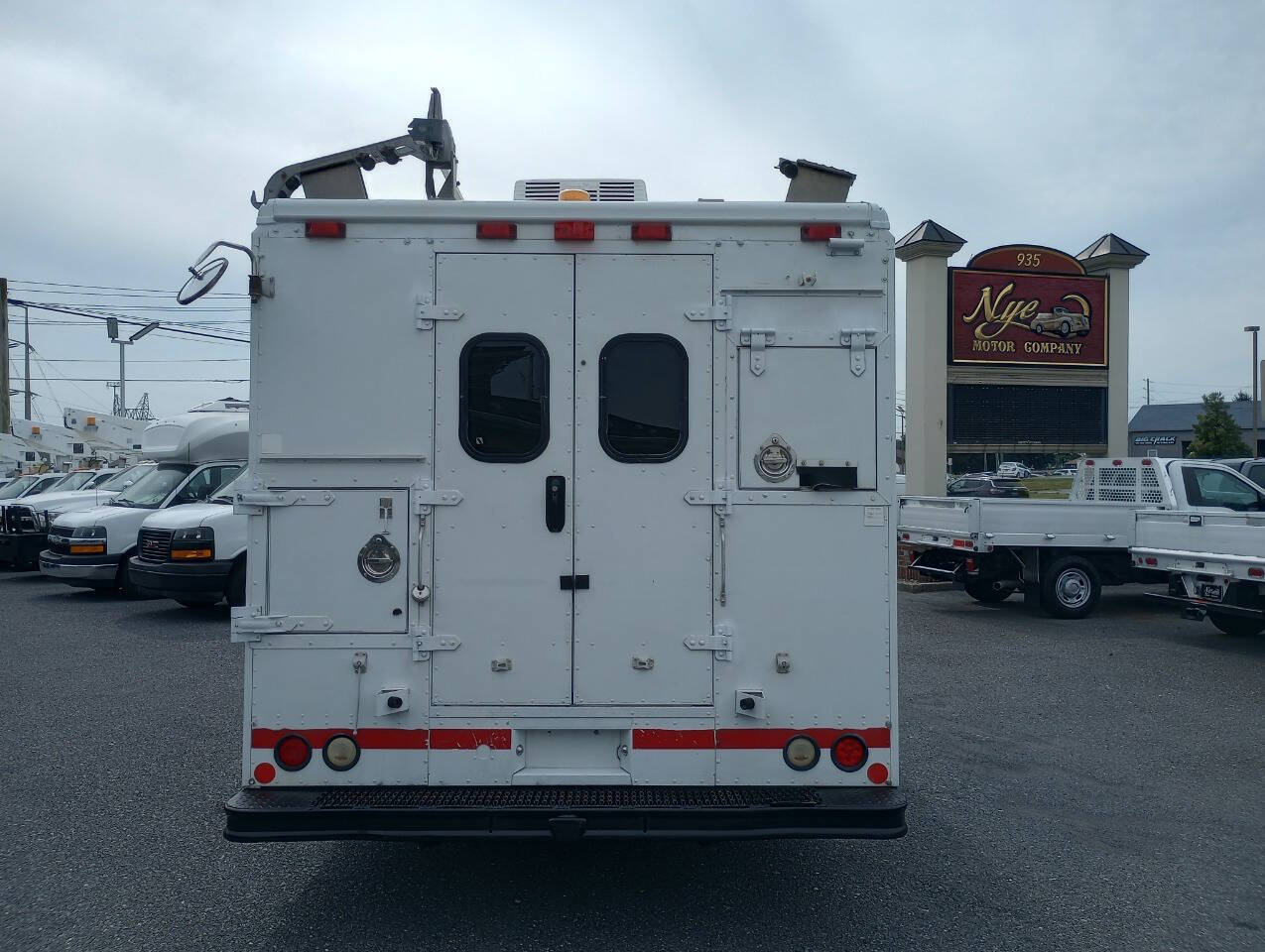 2009 Gmc Savana 3500 Cutaway photo 4