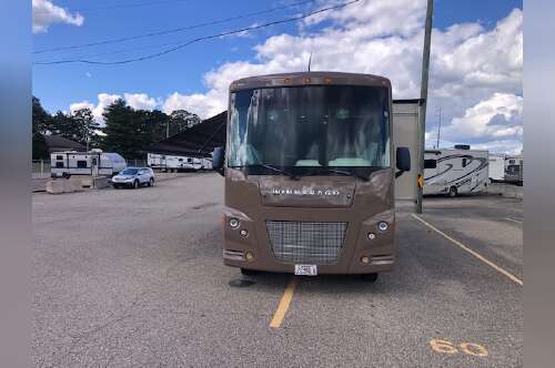 2015 Winnebago VISTA 35F in livonia MI