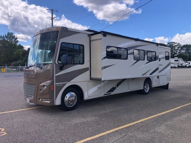 2015 Winnebago VISTA 35F RV