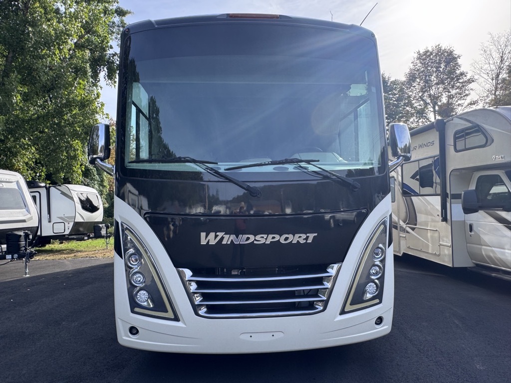 2023 Thor Motor Coach WINDSPORT 35M in williamsburg MA