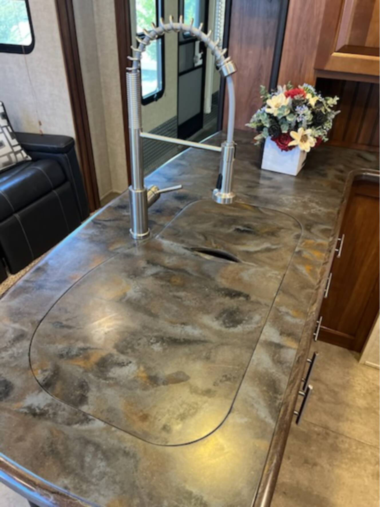 A photo of this 2014 Keystone FUZION