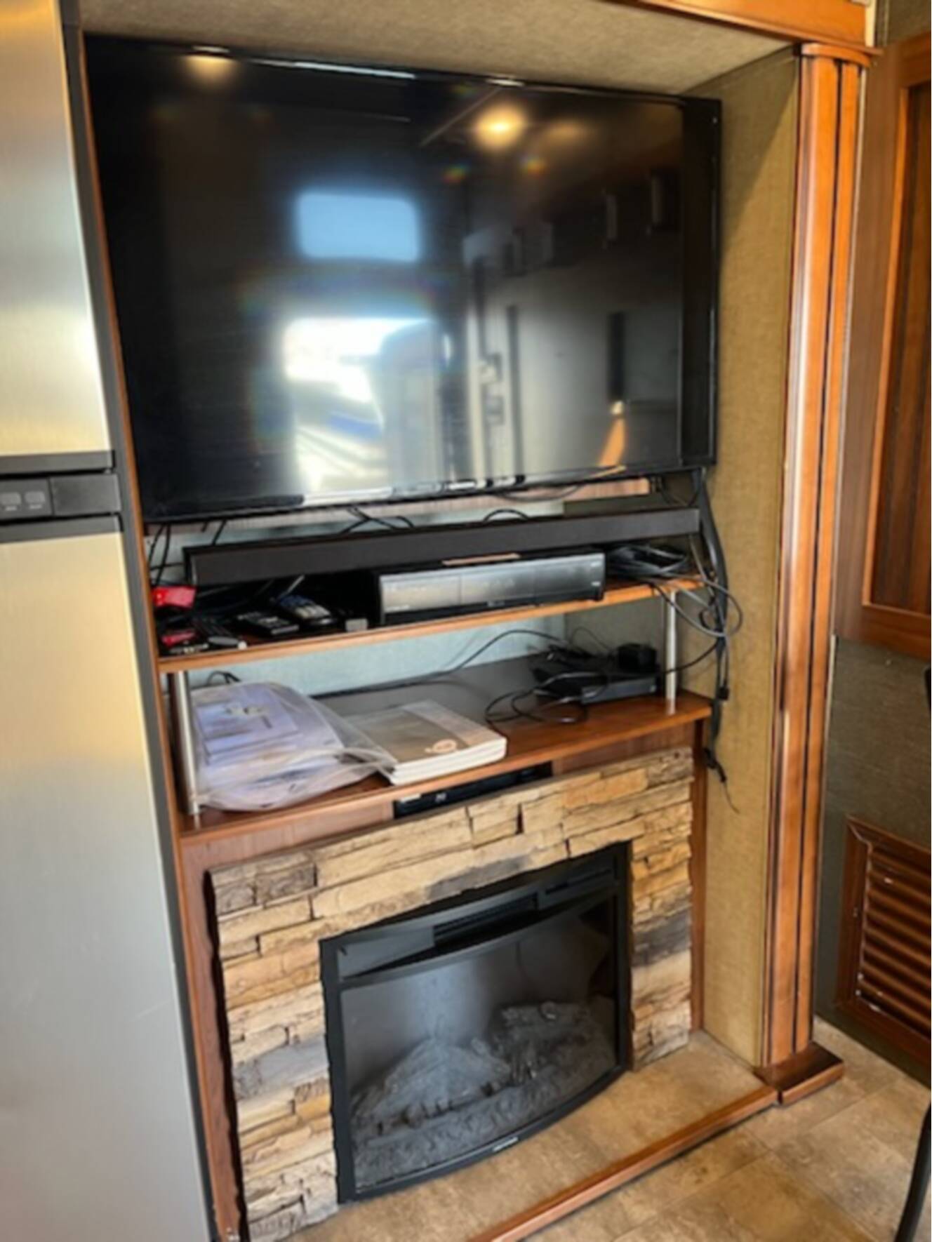 A photo of this 2014 Keystone FUZION