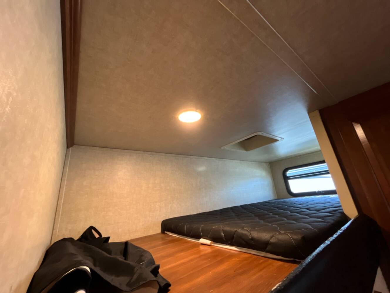 A photo of this 2014 Keystone FUZION