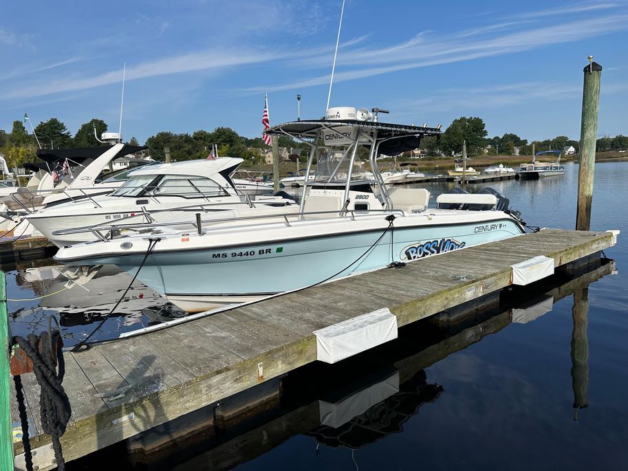 2006 Century 2600 Cc in assonet MA